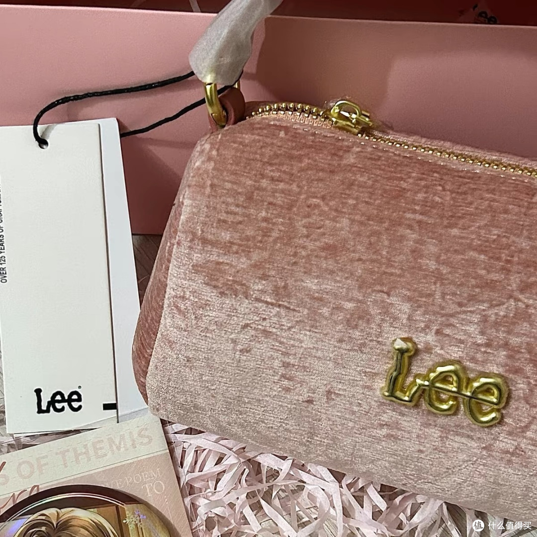 新品开箱!Lee丝绒馒头包,甜酷风女生的迷你时尚单品