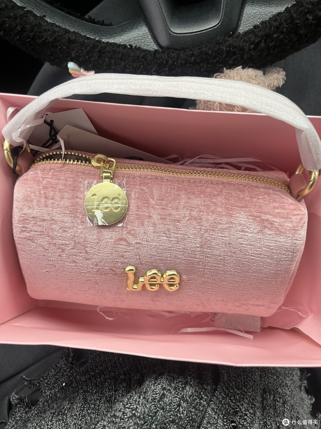新品开箱!Lee丝绒馒头包,甜酷风女生的迷你时尚单品