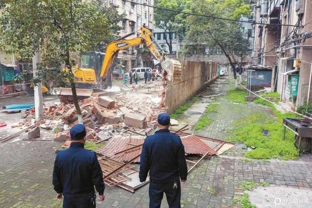 注意！2026年起，这3类房子或列入拆迁范围，房子可别卖早了！