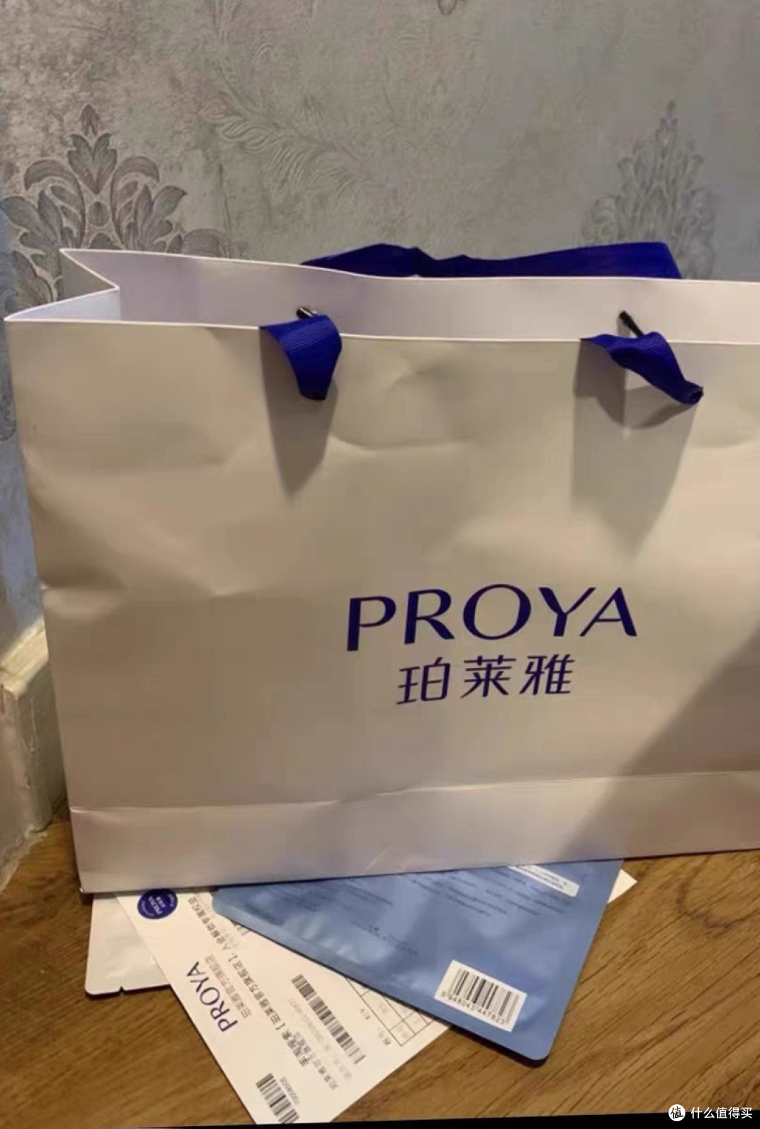 宠物烘干机在设计上充分考虑了卫生与清洁需求