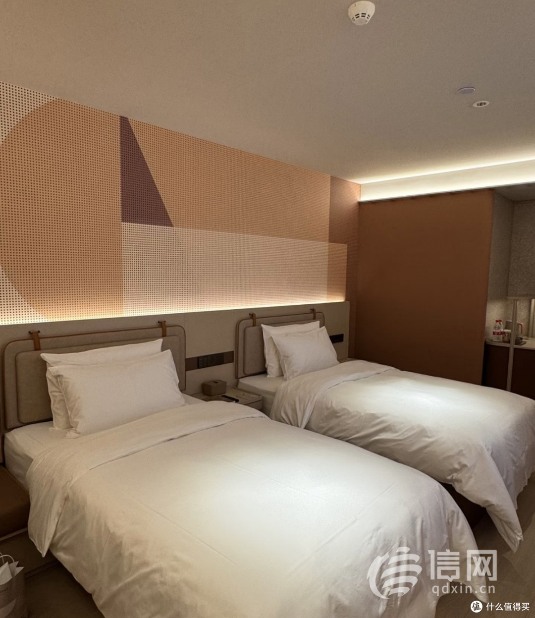 上海迪士尼旁“木吉”酒店坚称就是桔子酒店 华住说他们不是