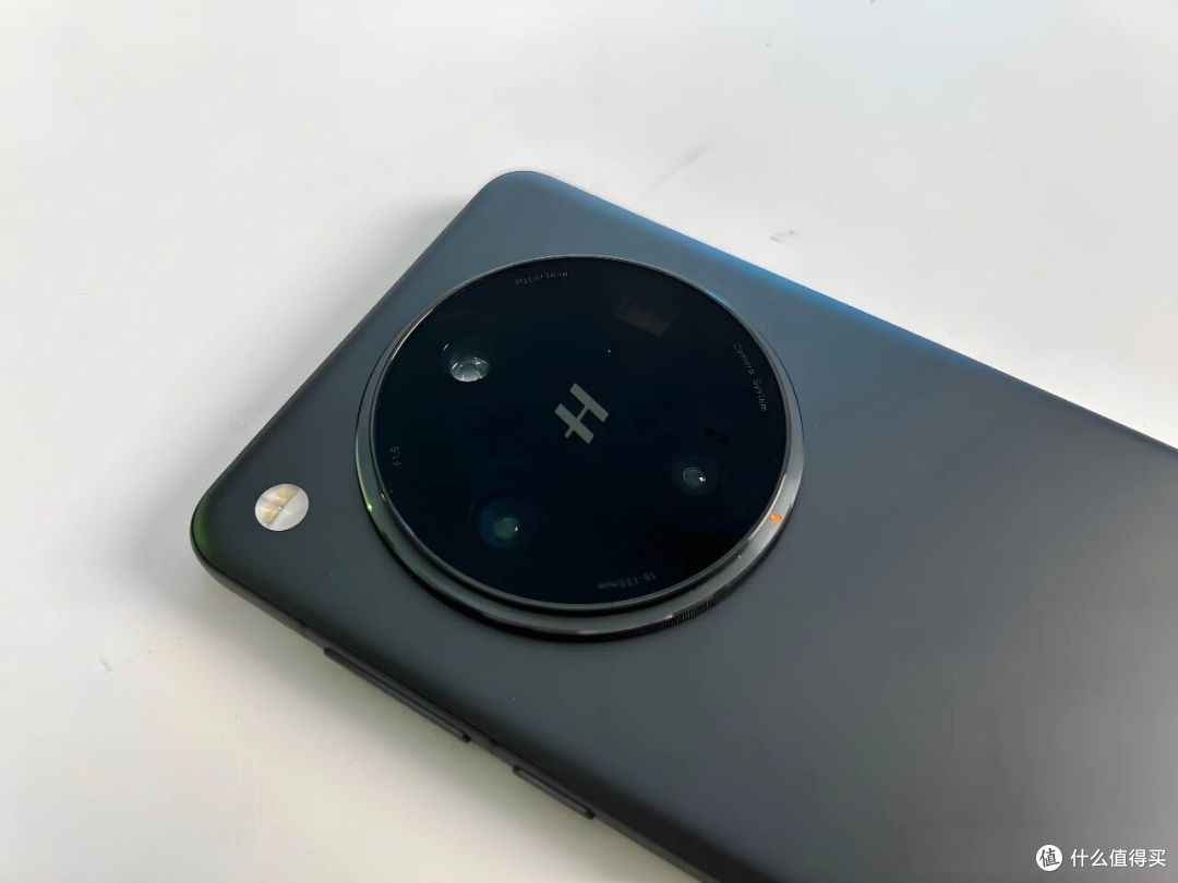 OPPO Find X9 Ultra 详细参数首曝:这配置,简直不给友商留活路