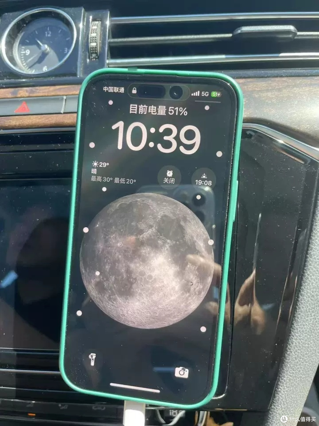 纽曼100W车载充电器实测