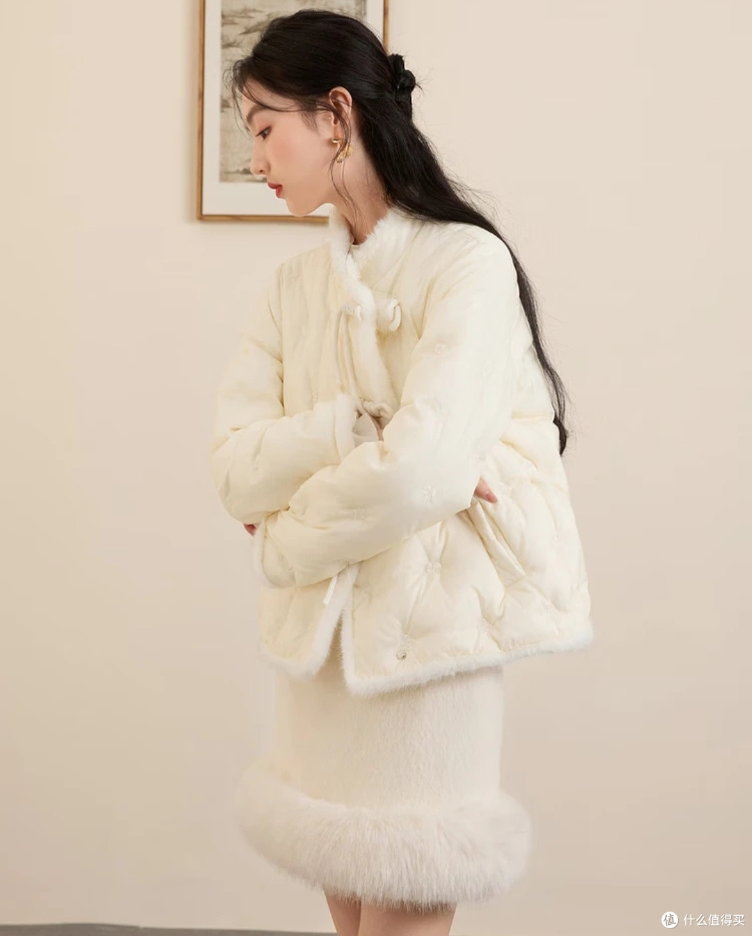 这件三彩新中式羽绒服,让我在冬天美出新高度!