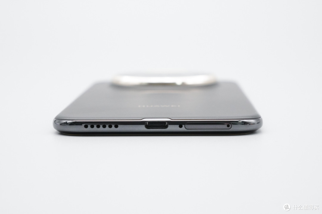 Mate70 矩阵补全!搭载6500mAh大电池,华为 Mate70 Air 充电评测