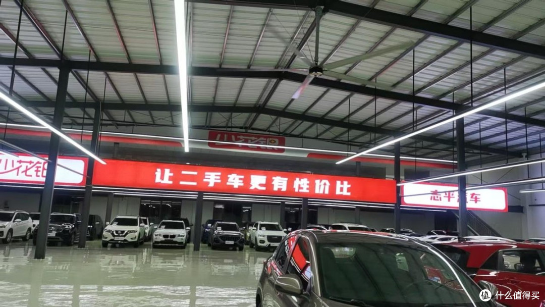新悦动能工业风扇入驻广州二手车展厅，打造清凉购车新体验
