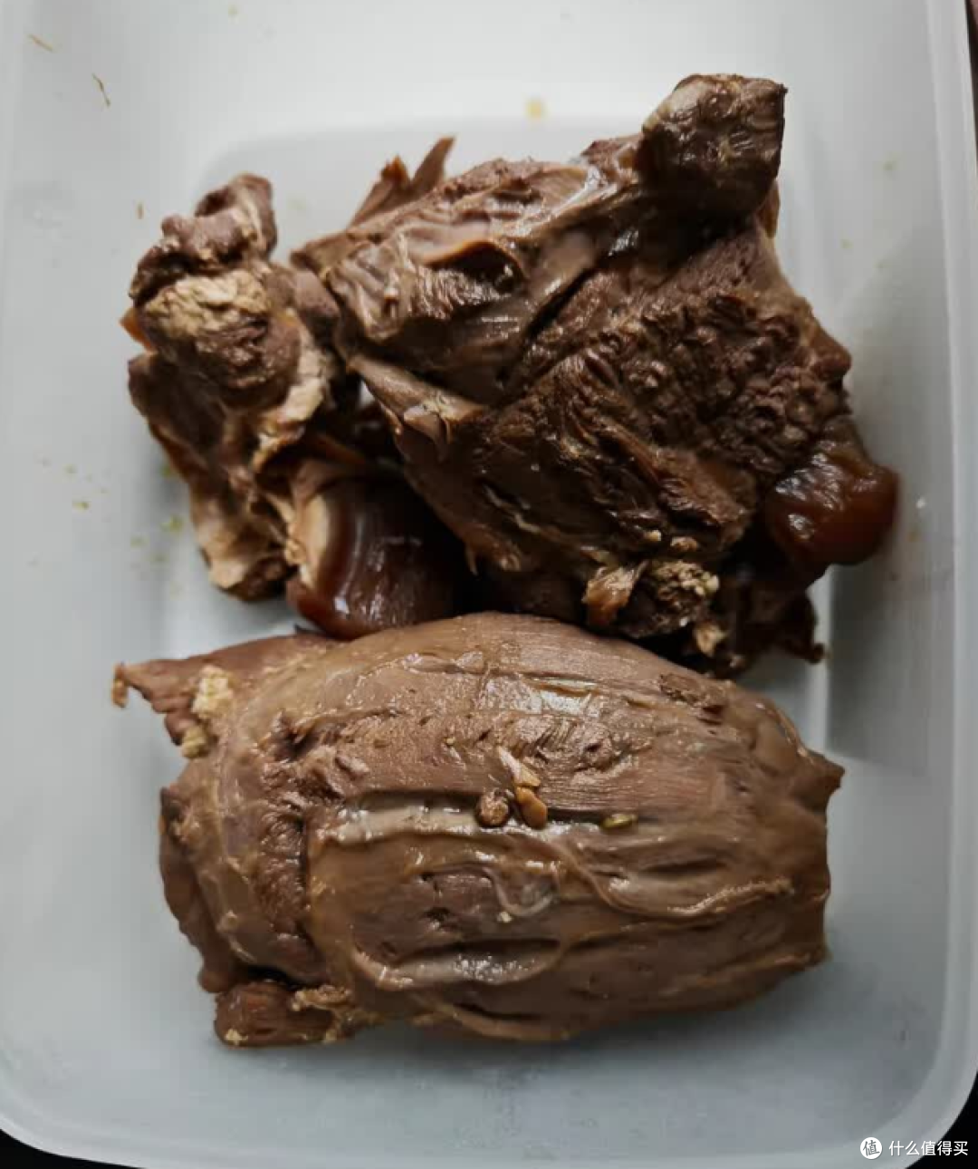 囤卤味！恒都谷饲牛腱：卤完切片全是“金包银”