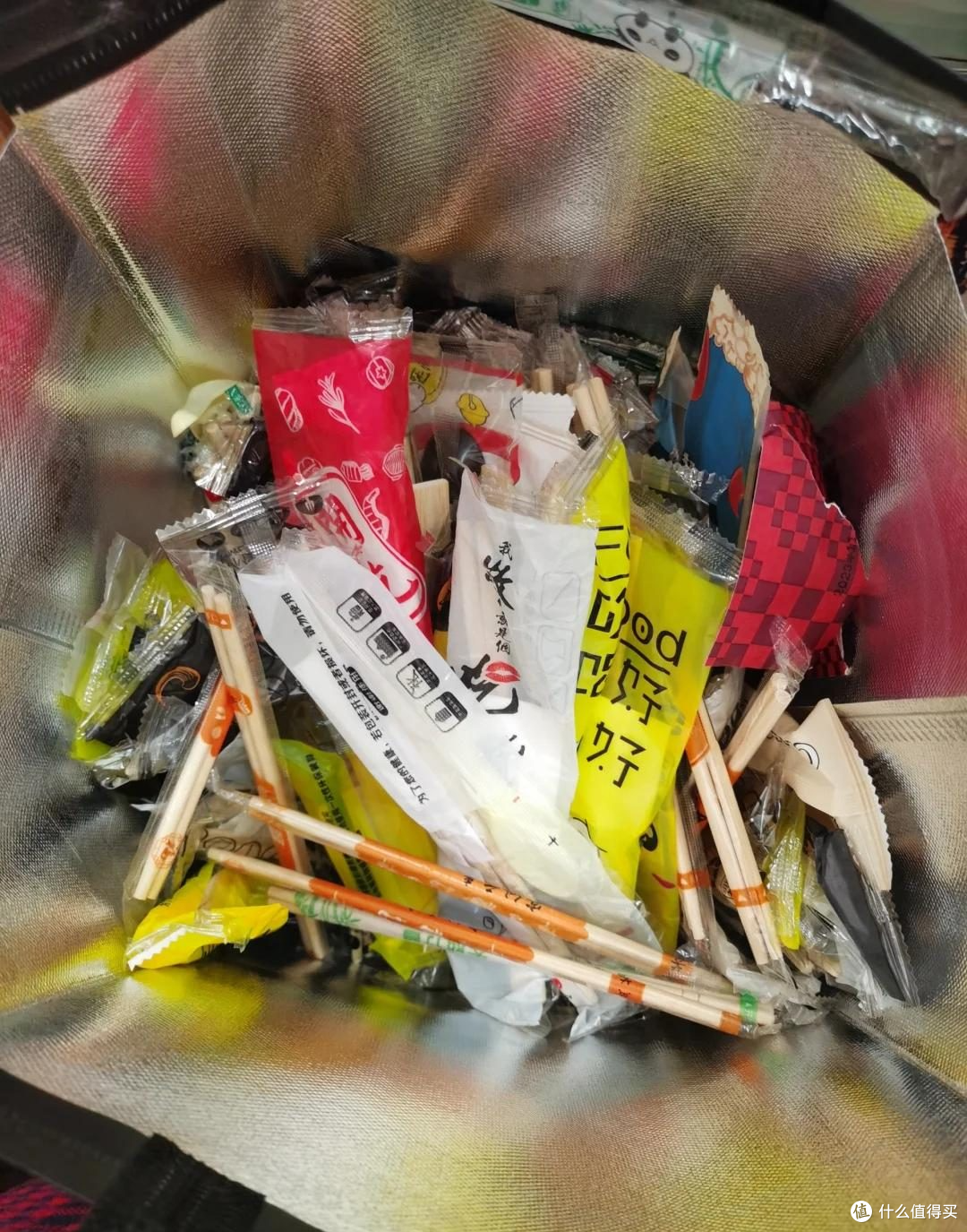 这7样居家物品,攒着攒着就变成生活垃圾,我猜大部分家里都有!
