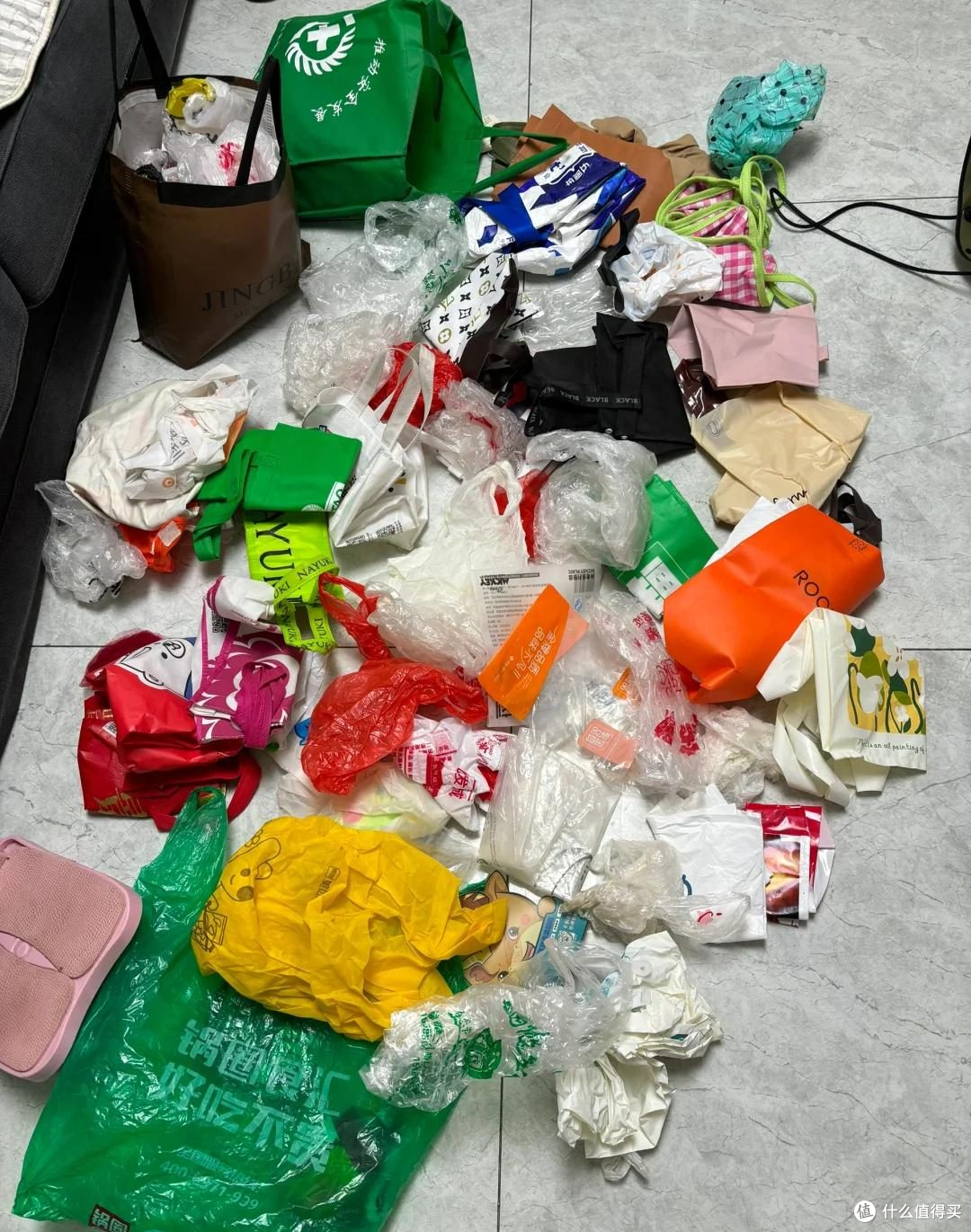 这7样居家物品,攒着攒着就变成生活垃圾,我猜大部分家里都有!