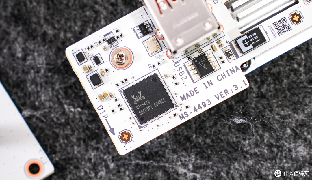 最猛钢炮主板?微星MPG X870I EDGE TI EVO WIFI刀锋钛上手实测