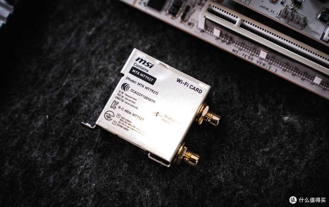 最猛钢炮主板?微星MPG X870I EDGE TI EVO WIFI刀锋钛上手实测