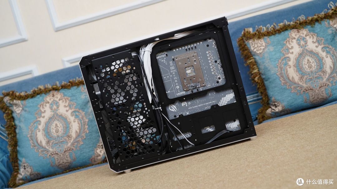 战地6来袭,9950X3D+X870吹雪S+索泰RTX5080打造的高性能小钢炮