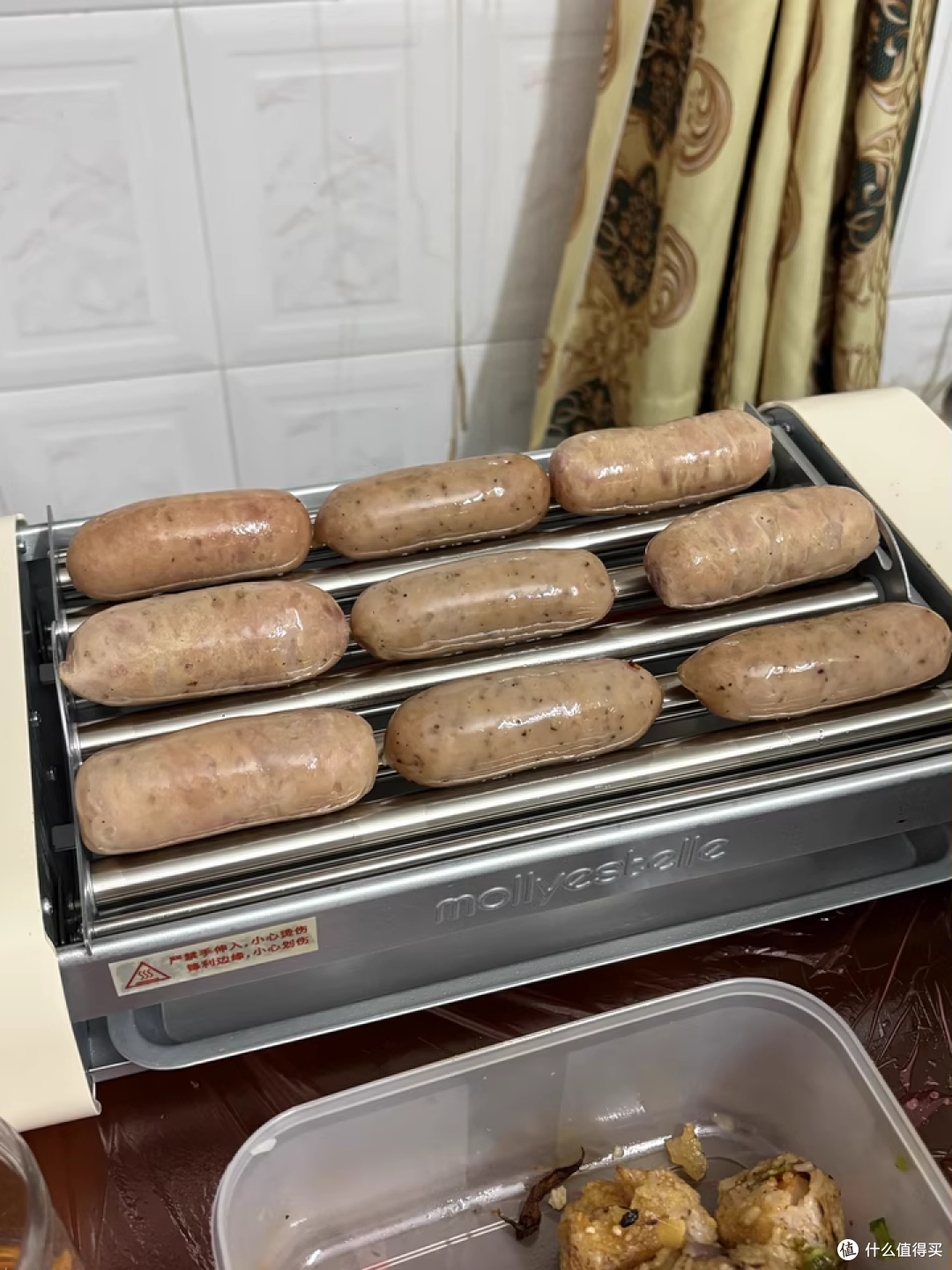 双 11 入 mollyestelle 烤肠机,娃的早餐 / 零食 10 分钟搞定