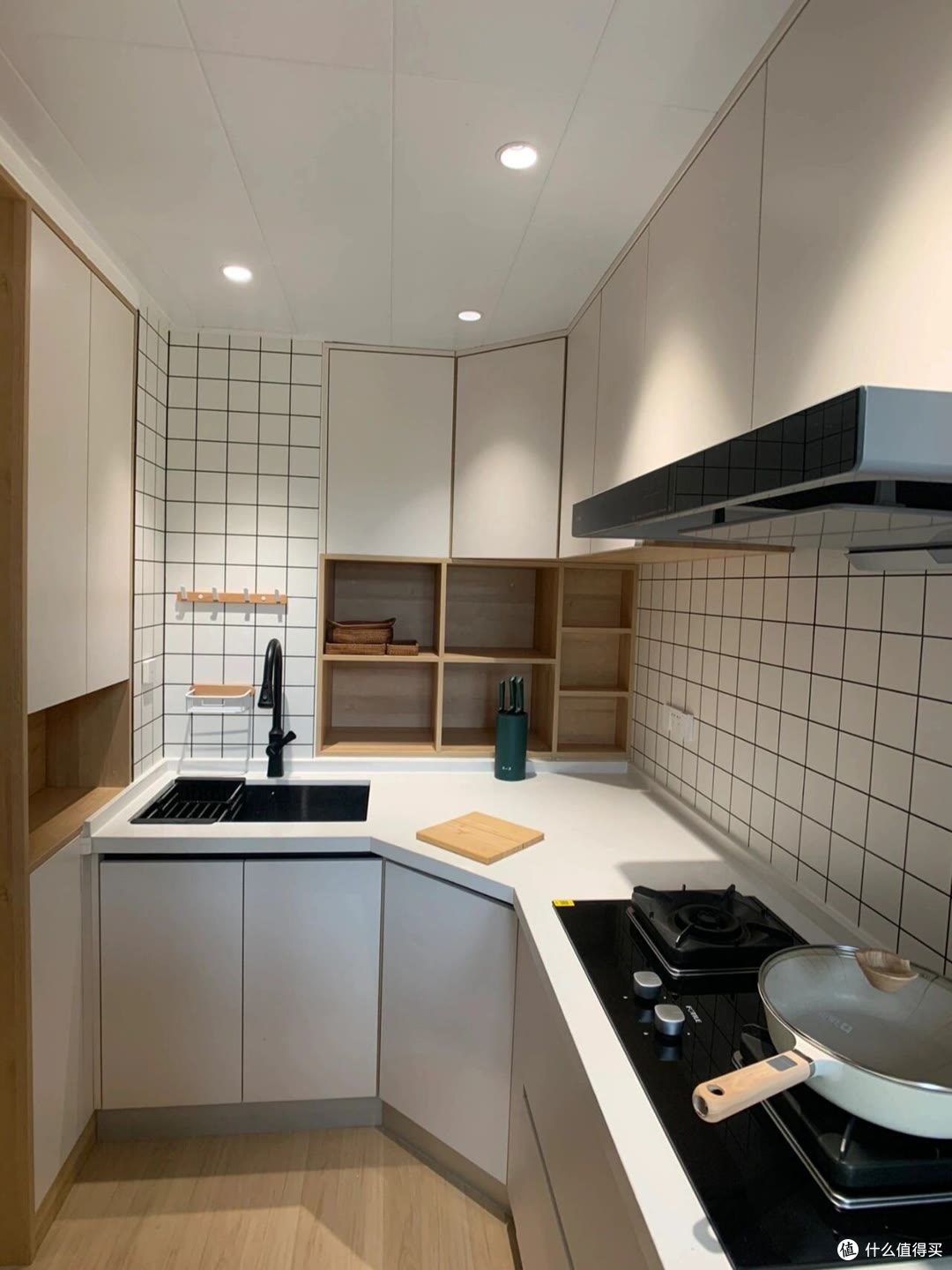 入住后才发现:最想砸这5个装修设计,并非冲动,而是实在忍不了