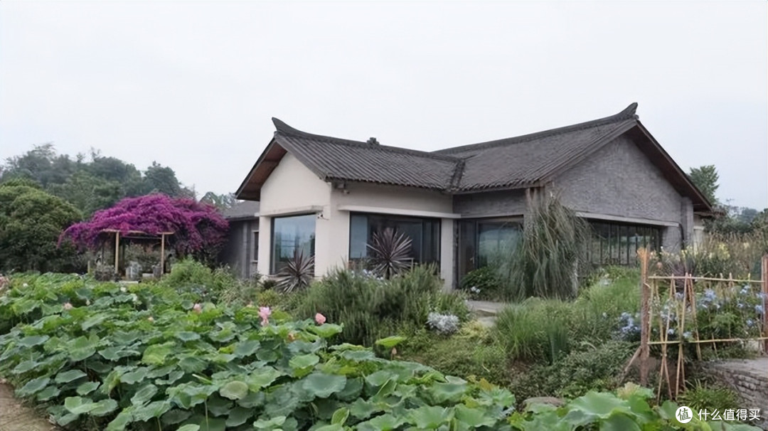花费近百万,在农村建一栋别墅,真的有必要吗?