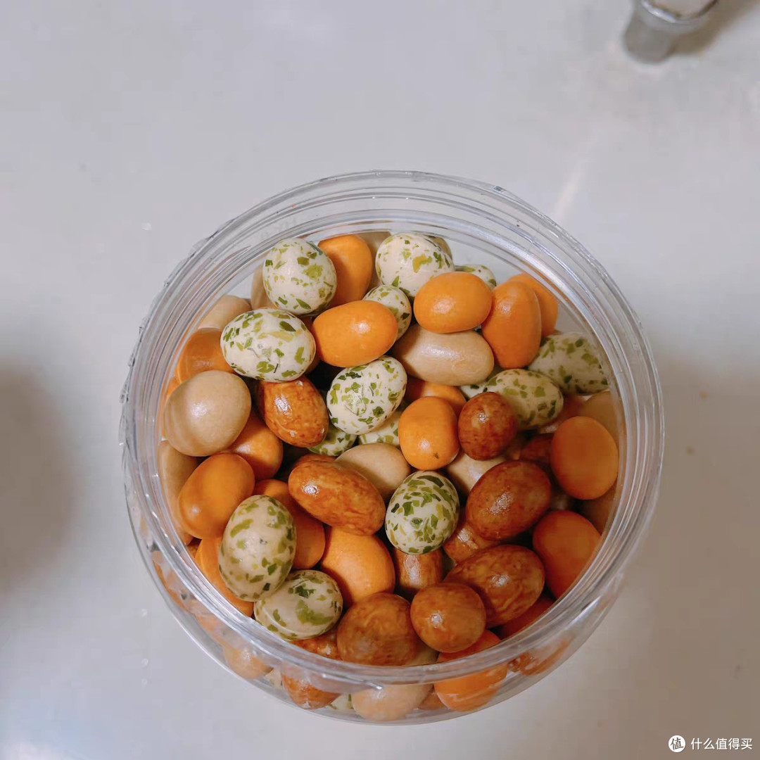 怀旧风味：罐装鱼皮花生新鲜上市