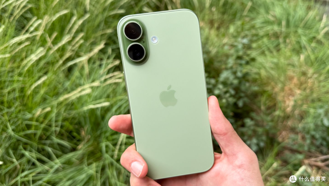 2026苹果换机指南!iPhone Air和iPhone17全面对比:到底该怎么选