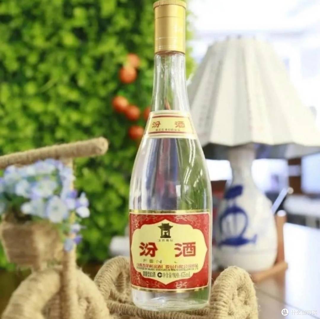 口感好还便宜的十大白酒精选,10款“口粮酒”,好喝不贵