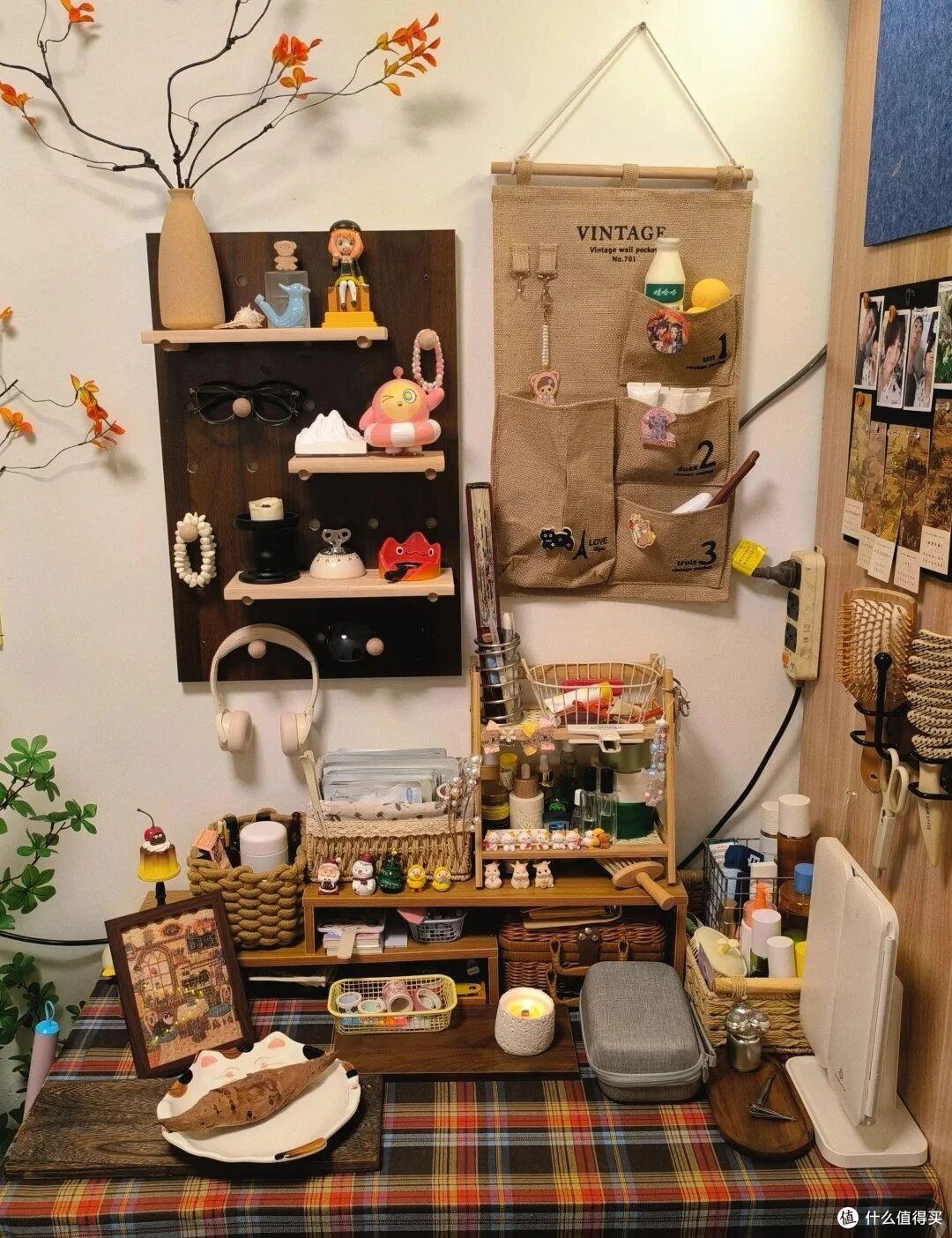 山东一婆婆,因“入住老破小”而走红,布置得满满当当,好壮观!