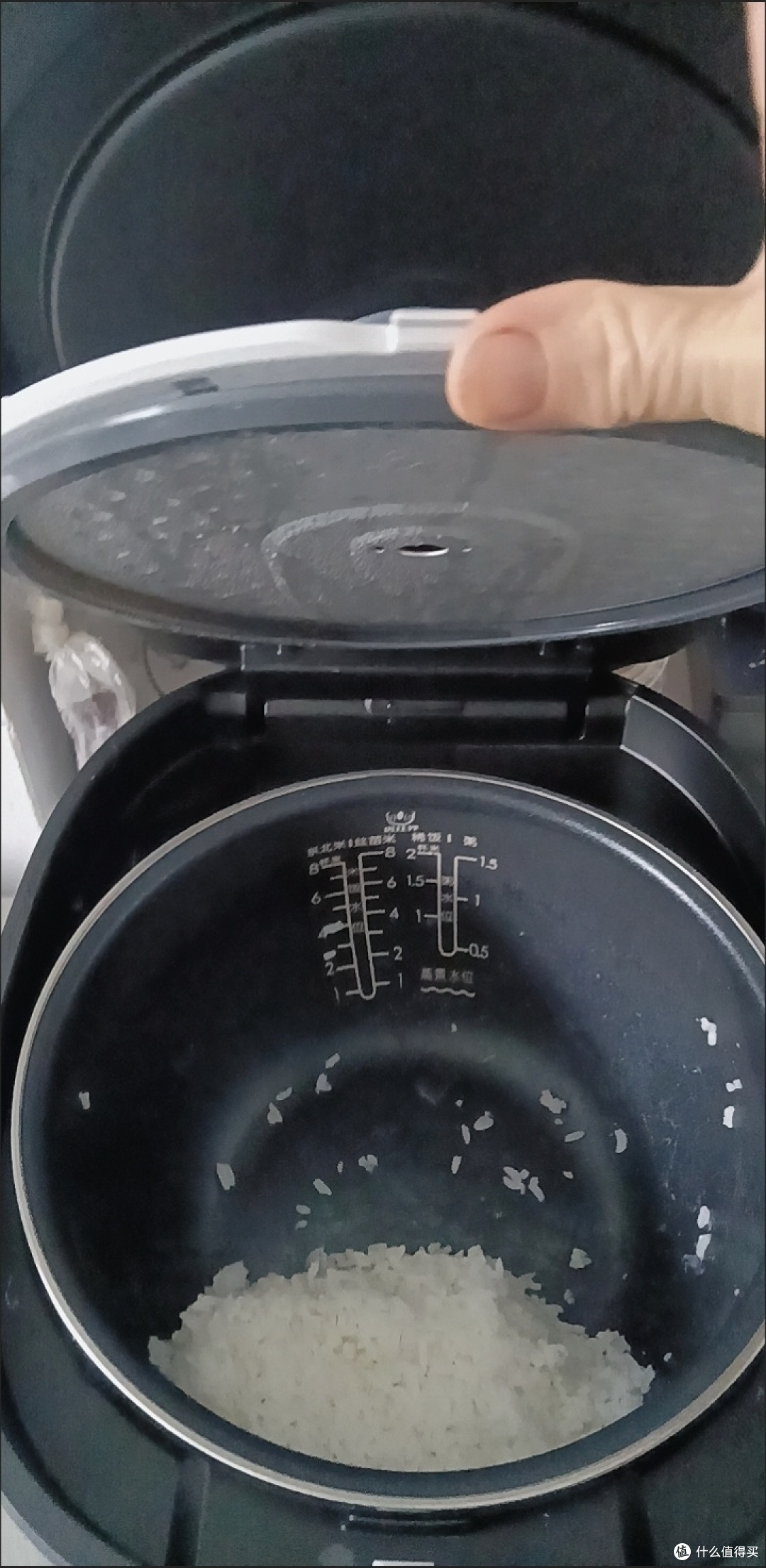 双十一闭眼入的美的IH电饭煲,煮饭香到连锅巴都抢着吃