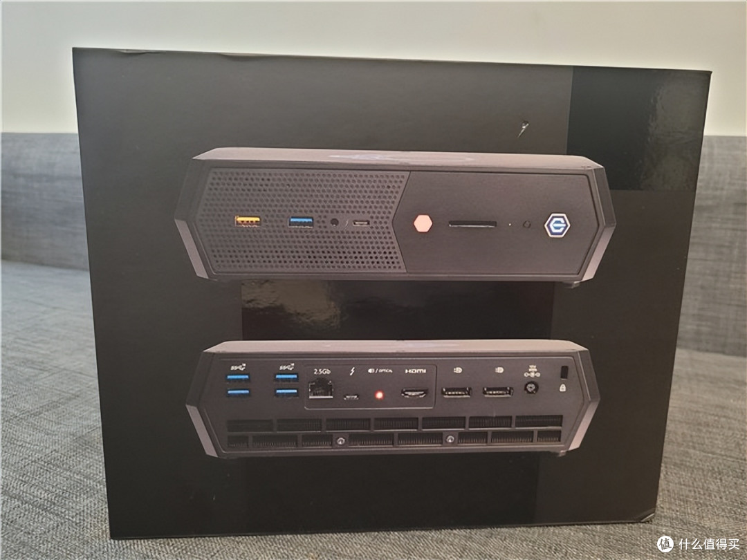 英特尔 NUC 12 迷你电脑发烧友套装评测:游戏体验极佳!