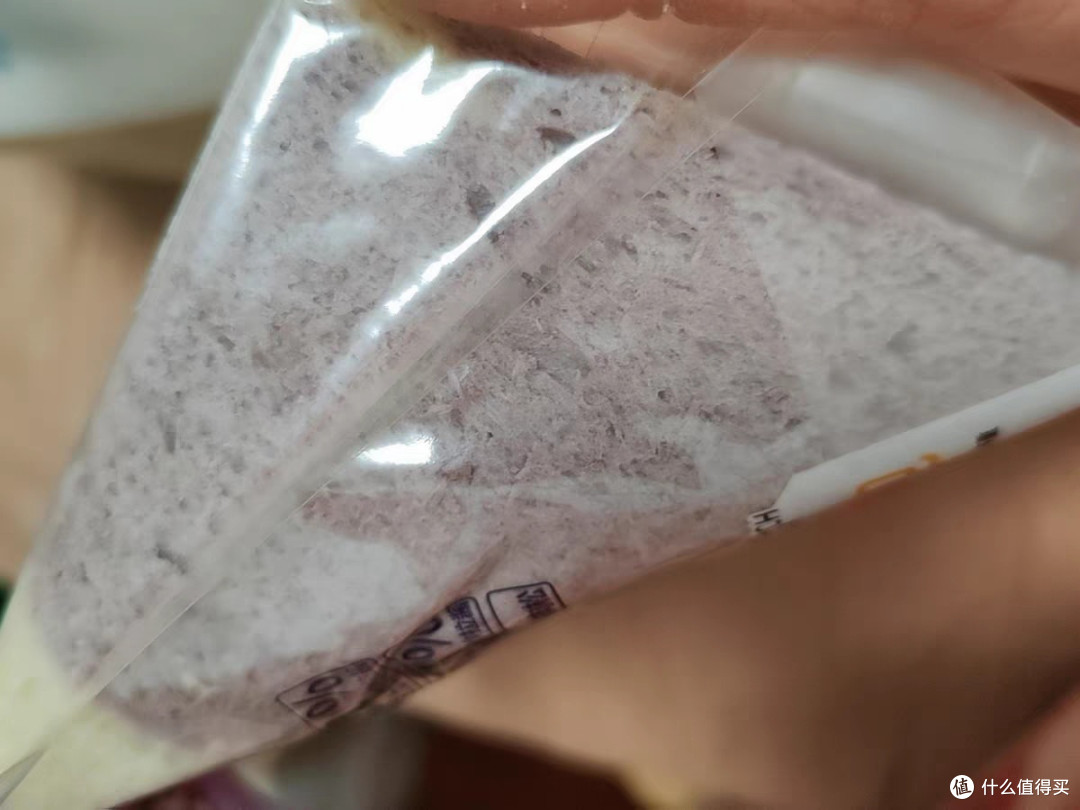 卡尔顿黑麦芋泥肉松三明治:健康早餐新选择