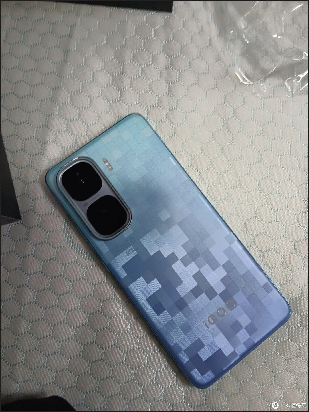 买iQOO Neo10 Pro+:冲首发还是等降价?双11实测给答案✨