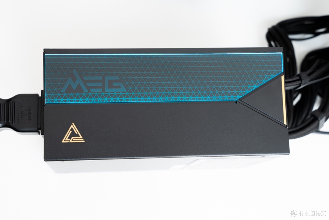 终身可质保，微星 MEG Ai1600T PCIE5 钛金全模组电源 开箱分享