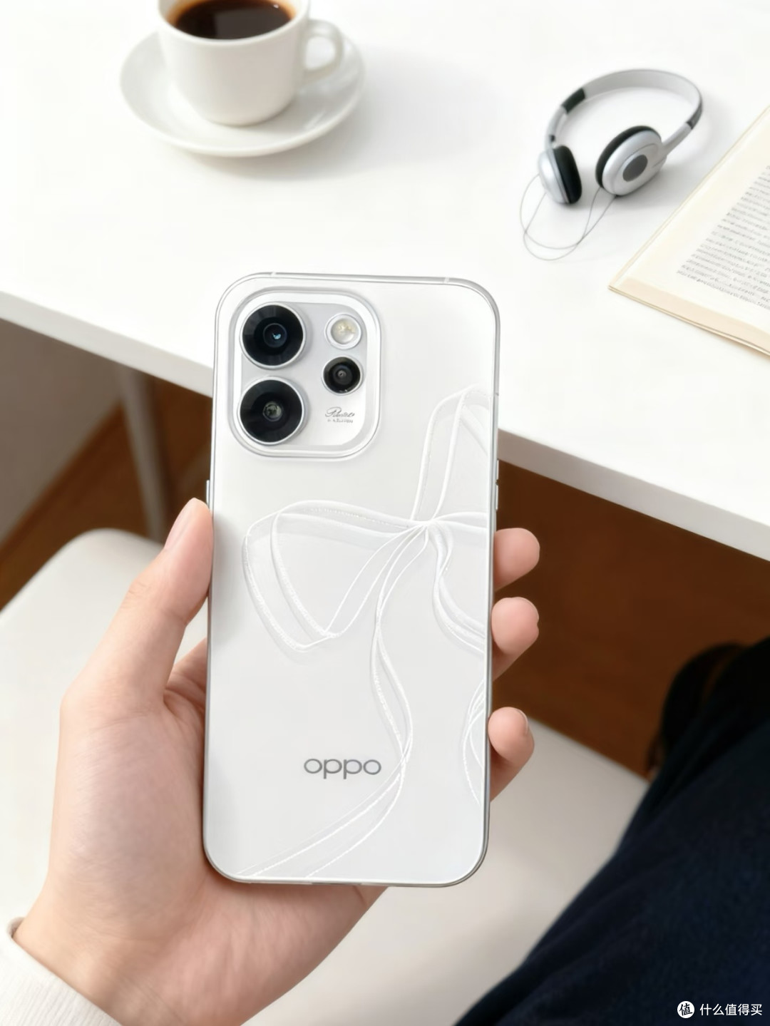 半小时收到OPPO Reno15！这实况神机+颜值直接戳中我心巴