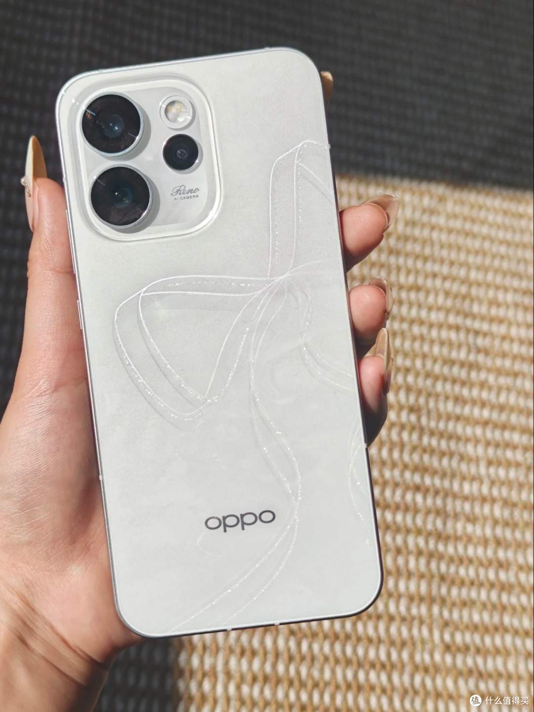 半小时收到OPPO Reno15！这实况神机+颜值直接戳中我心巴