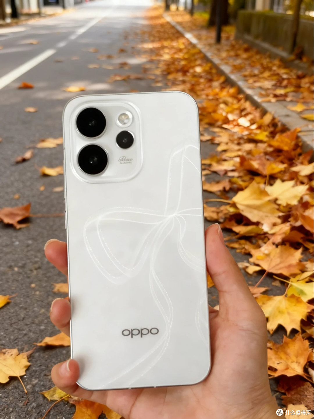 半小时收到OPPO Reno15！这实况神机+颜值直接戳中我心巴