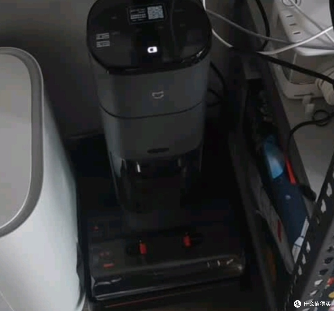 米家小米洗地机4Pro:吸拖洗一体