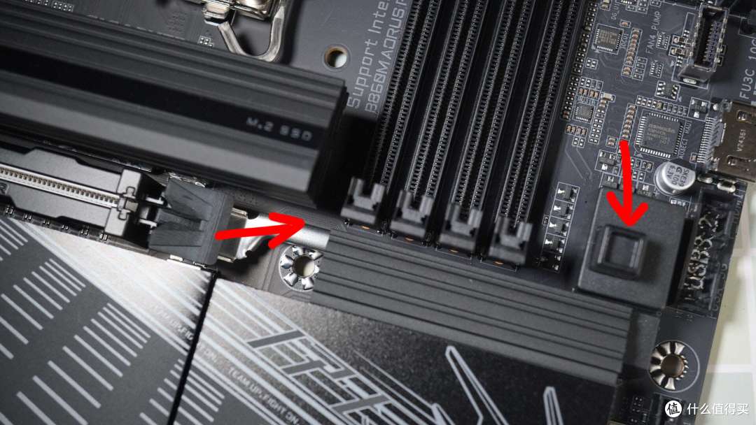开箱技嘉电竞雕B860M AORUS PRO WIFI7板U套