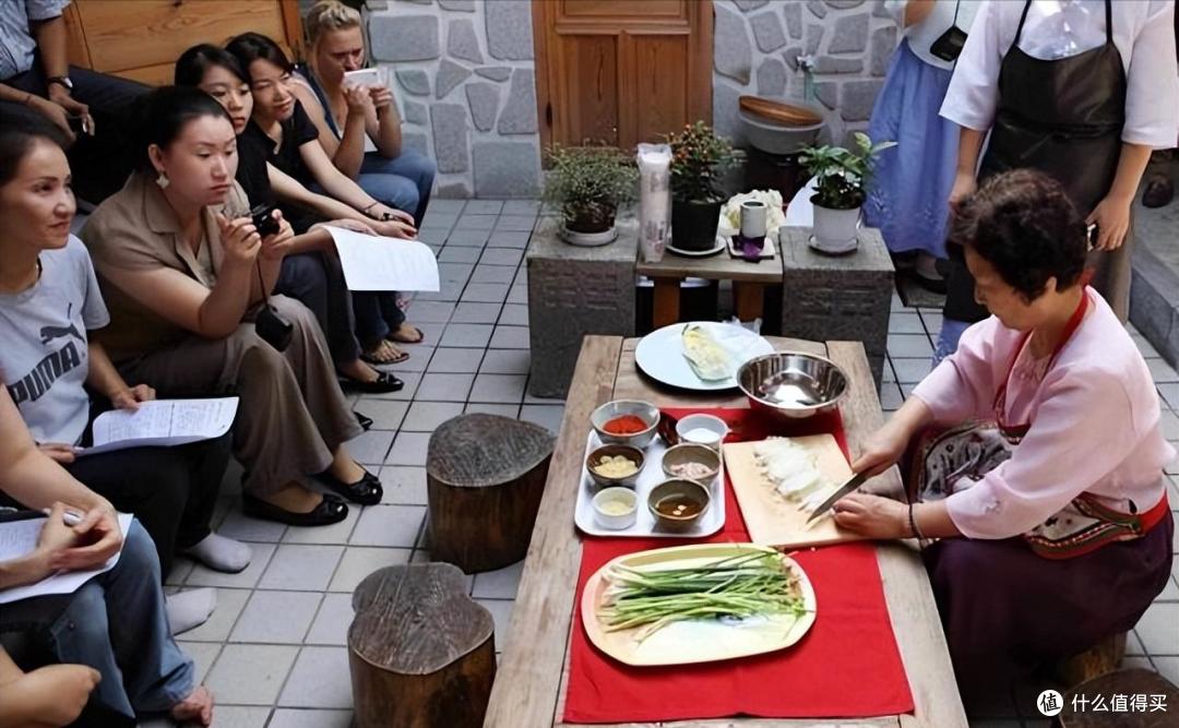 啪啪打脸!韩国人口头喊着:饿死也不吃中国白菜,却在私下偷偷买