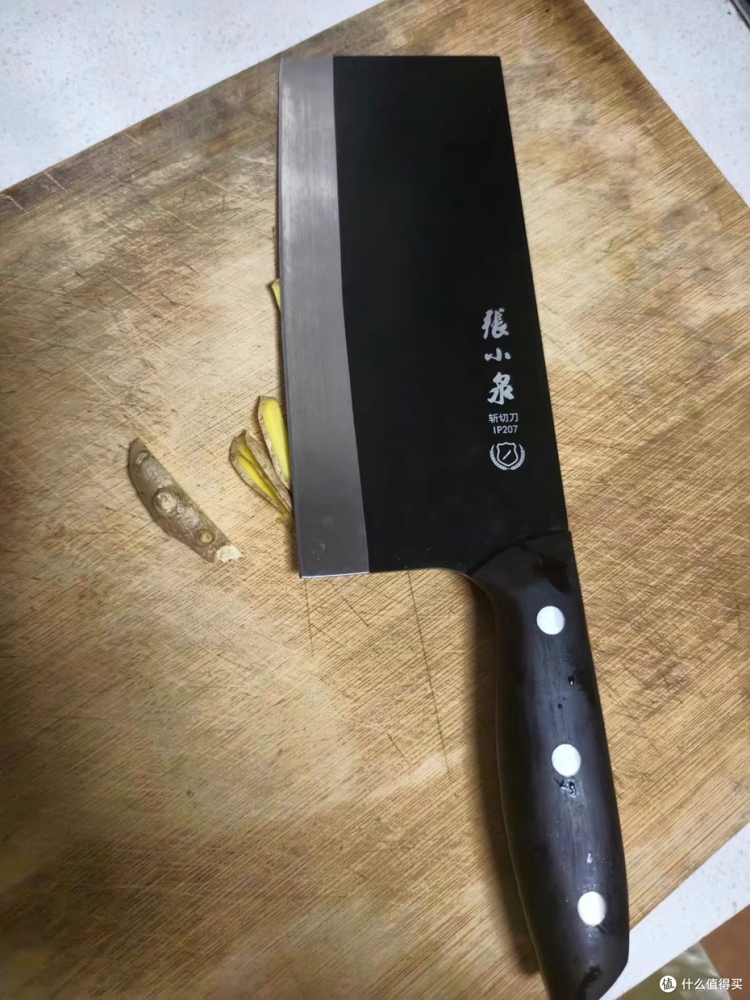 张小泉斩切刀：30年老师傅手作，切肉斩骨如切豆腐！