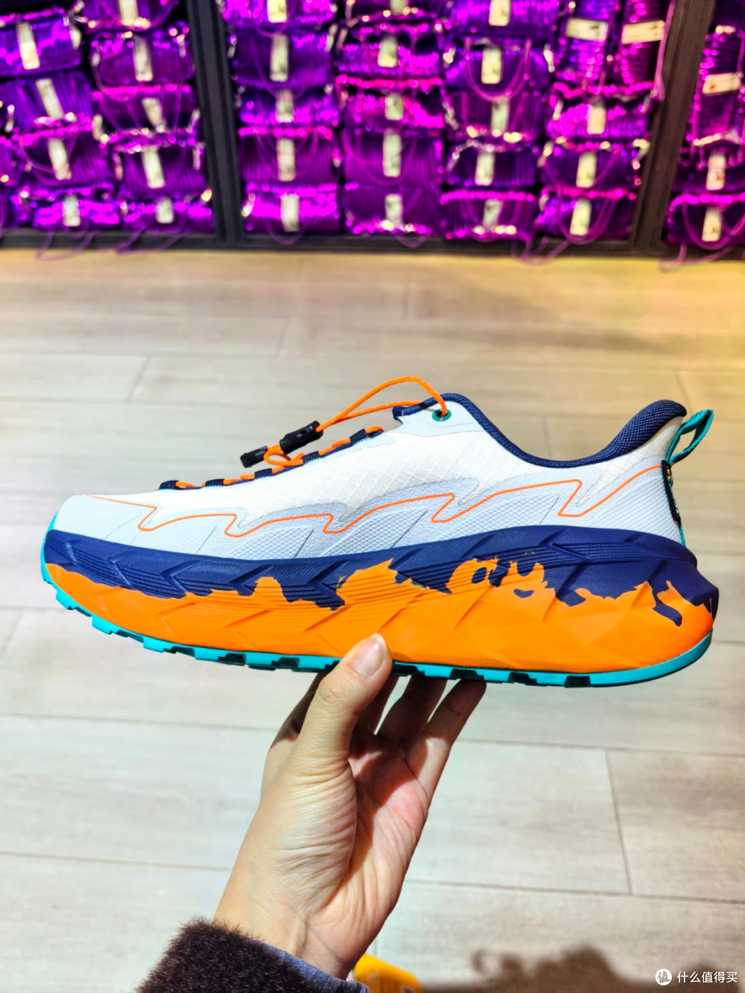 必迈陆巡落日橙跑鞋!颜值与实力双在线的冬日战鞋🏃🏻
