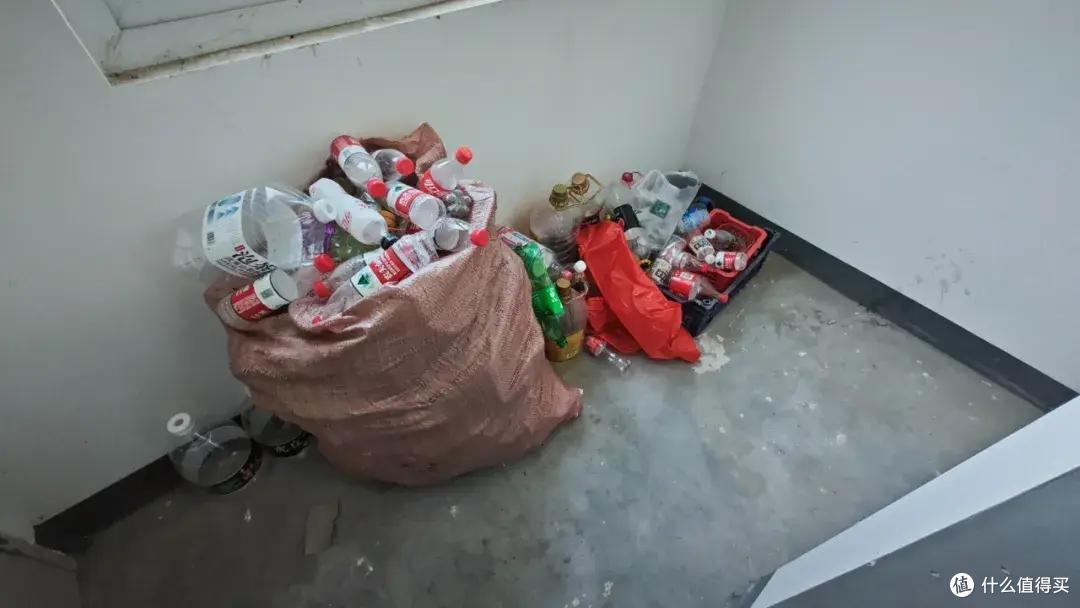 物业“撤退潮来了”,物业退场后,业主该何去何从?