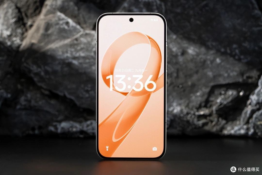 16GB+512GB,2025公认“值得买”的3款直屏旗舰,一步到位用六年