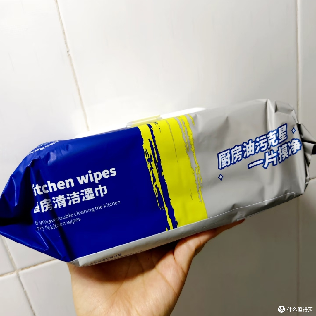 厨房湿巾轻松清洁油污