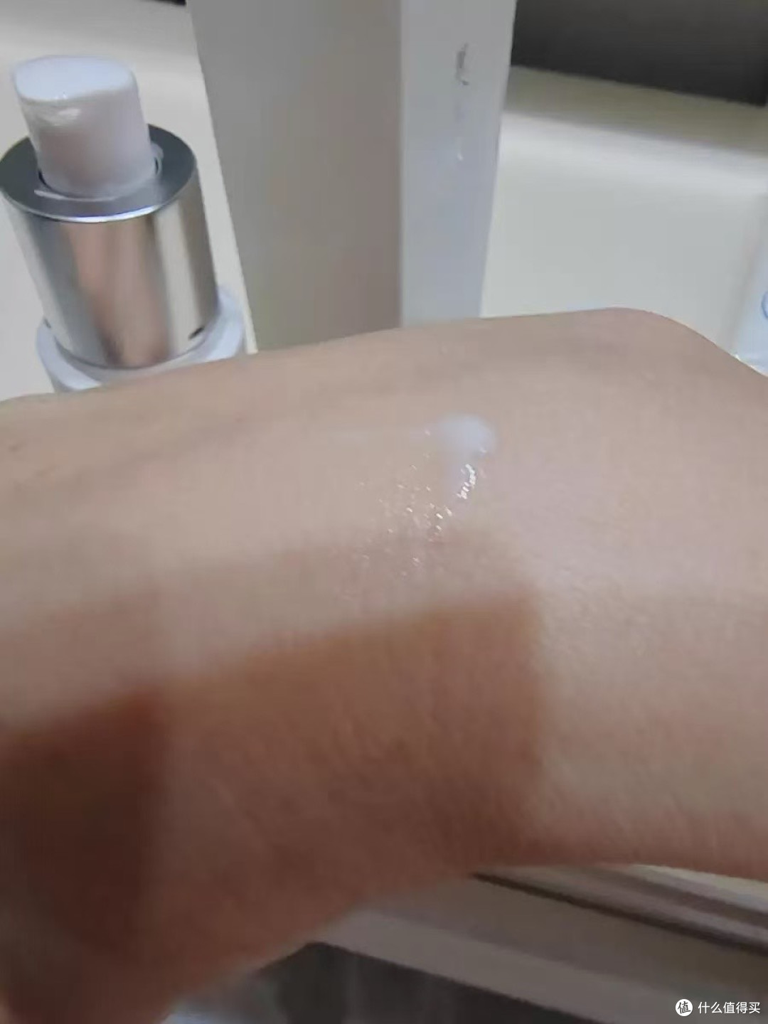 救命!这款美白乳液太懂敏肌了,一个月亮白到发光!
