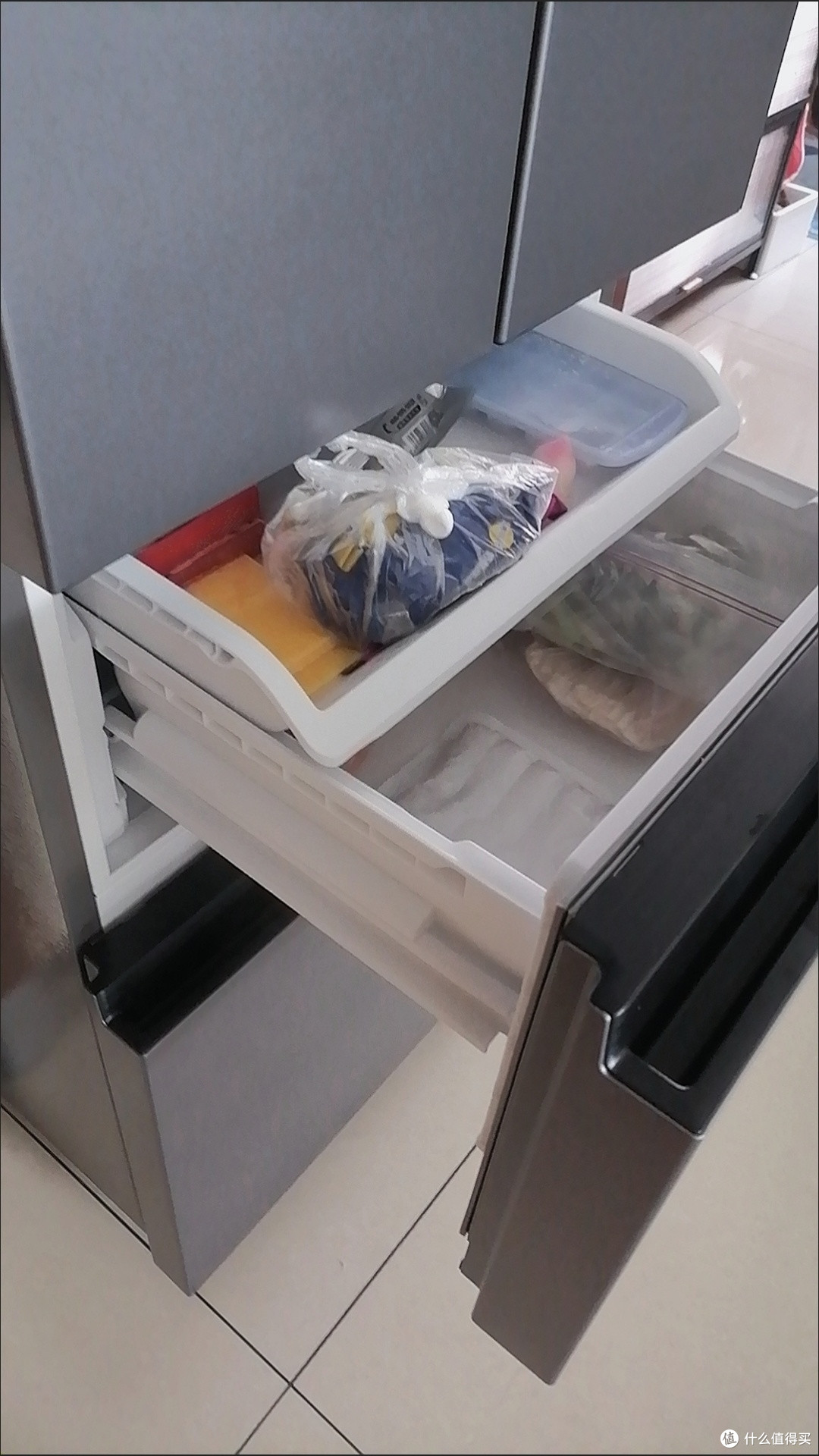 风冷无霜，运行安静的家用冰箱