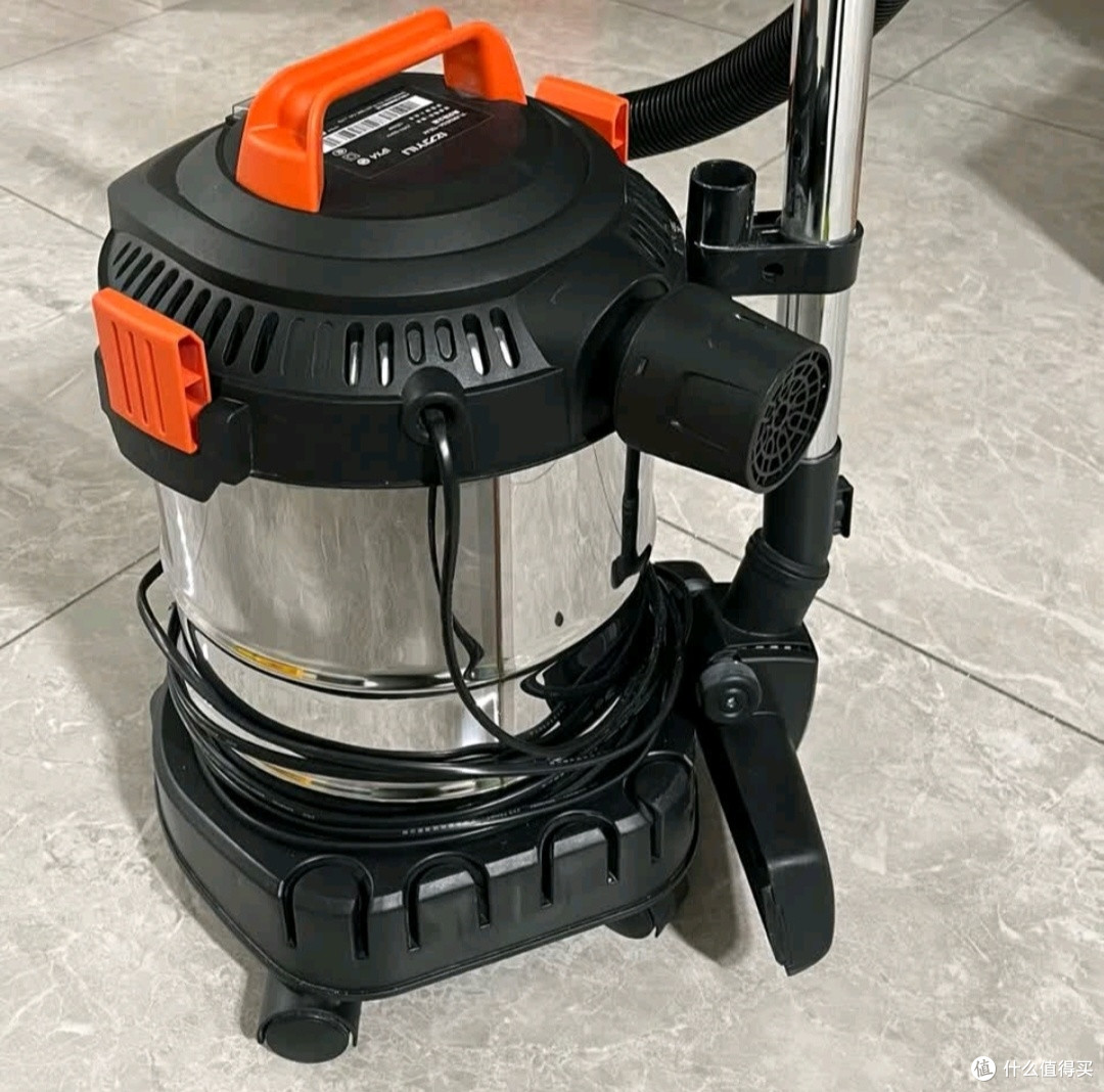 亿力桶式手持吸尘器，搞定家务的吸力神器