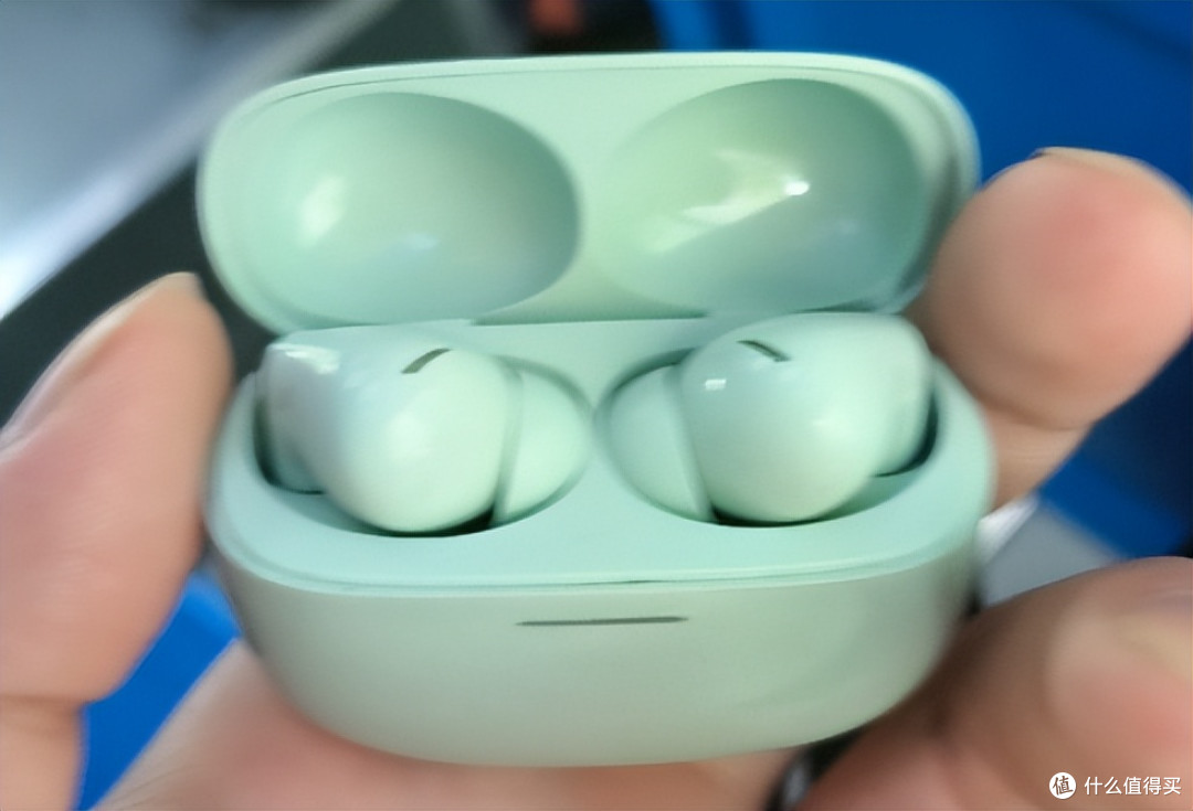降噪耳机贵的更值得?贵价不等于好用,性价比才是王道
