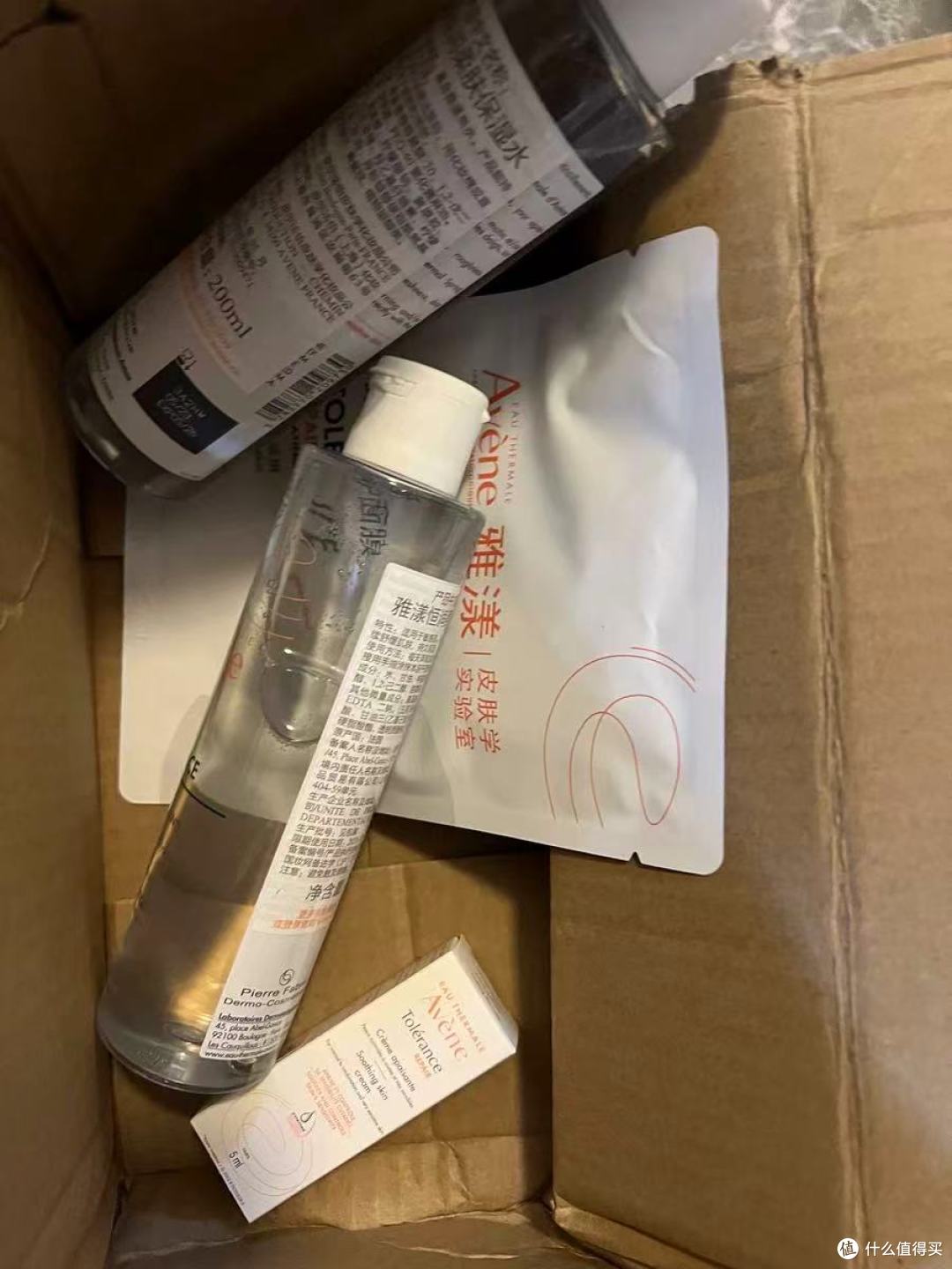 雅漾恒润柔肤保湿水400ml:敏肌补水的“救命稻草”!大瓶用到爽