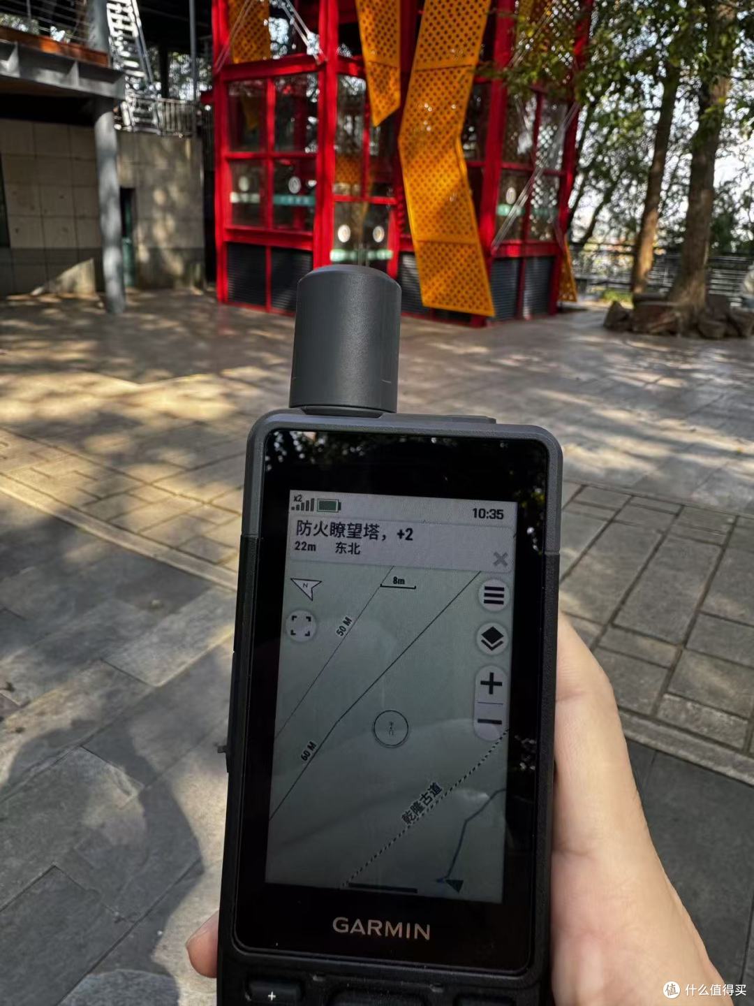 有个朋友，花了5000多买了个GPS，值吗？我是觉着贵！