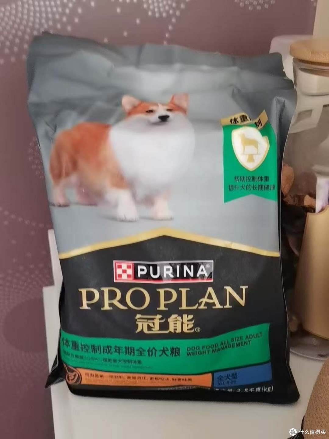 冠能成犬狗粮:我家狗狗的健康守护者