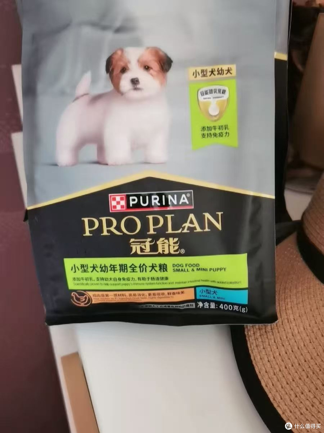 冠能成犬狗粮:我家狗狗的健康守护者