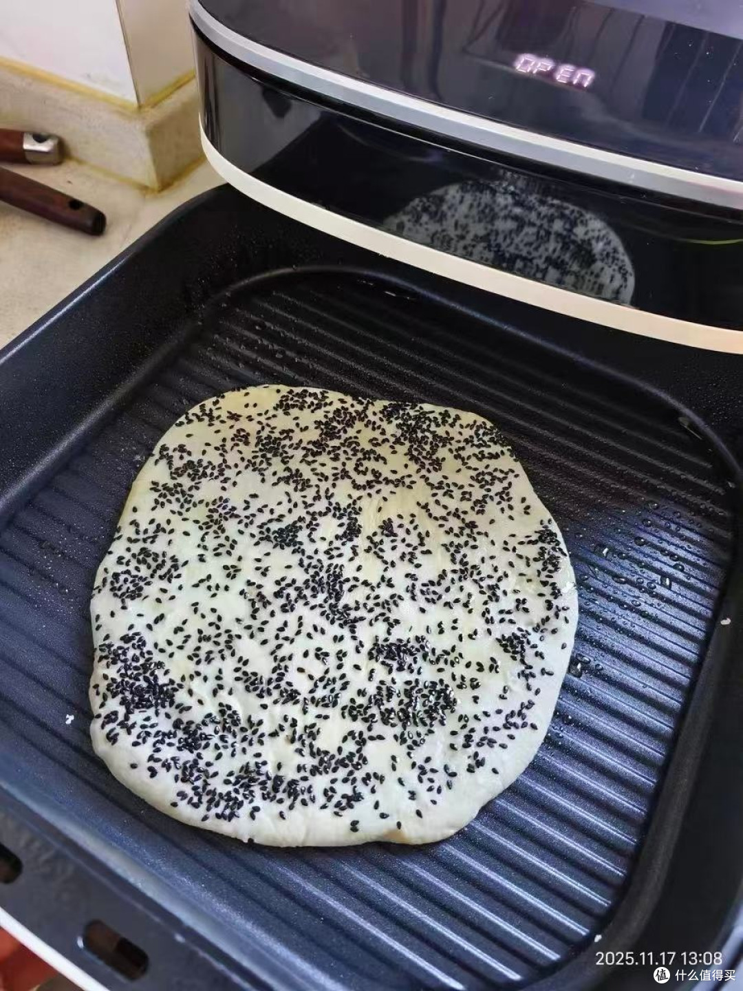 大宇躺平空气炸锅:烹饪更轻松