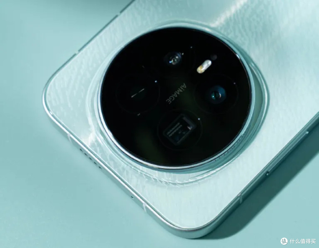 荣耀更激进了,16GB+512GB+7000mAh,高配版旗舰重回“国补价”