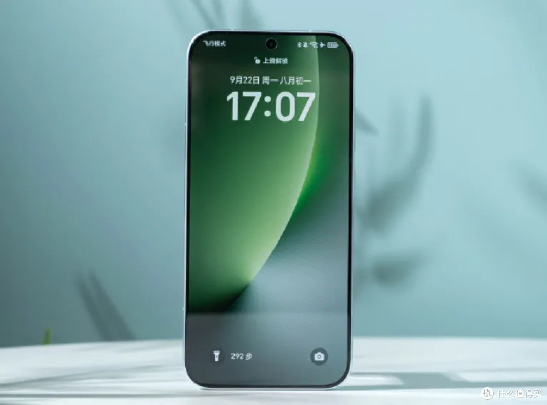 荣耀更激进了,16GB+512GB+7000mAh,高配版旗舰重回“国补价”